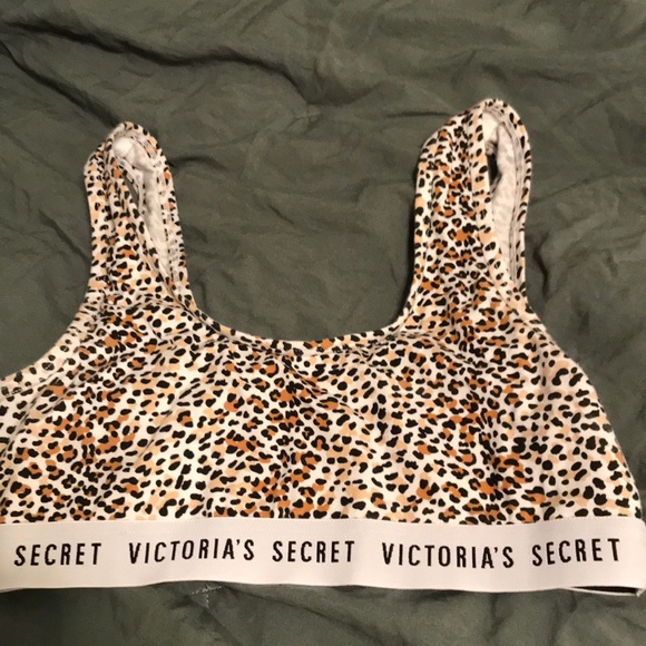 Victoria's Secret Other - NWOT VS sports bra